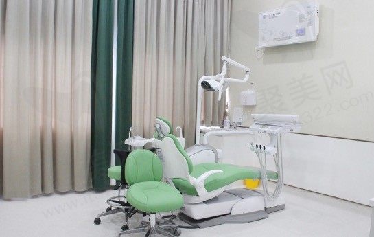 佛山登特口腔诊室