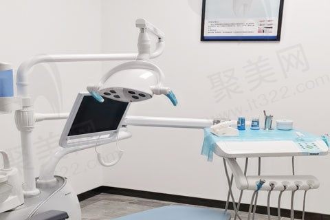 广东清远中恒口腔门诊器材