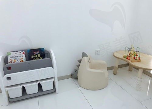 深圳值得美口腔门诊部儿童活动区