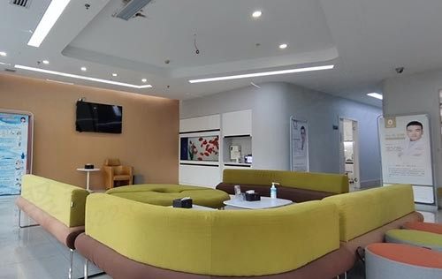 杭州康源口腔医院侯诊区