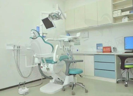 杭州康华口腔万家星城门诊诊室