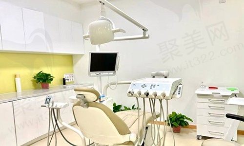 杭州朗宜口腔门诊部诊室