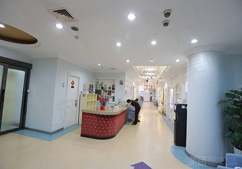 上海伊莱美医疗美容医院走廊