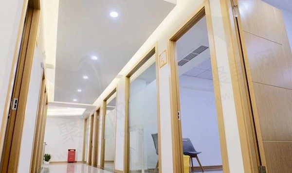 温州瑞安圣佳口腔门诊部走廊