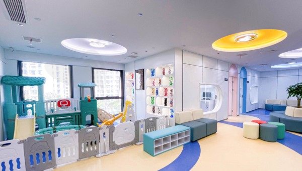 杭州雅莱口腔门诊部休闲区