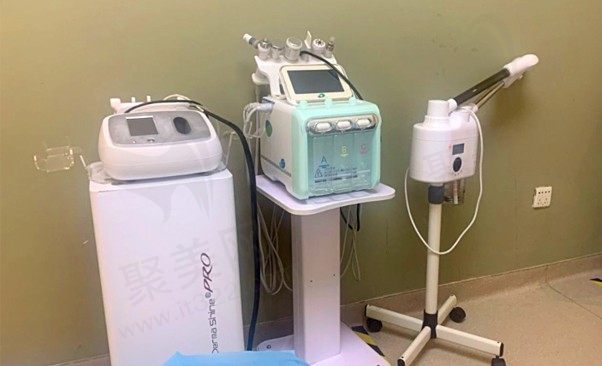 重庆如花医疗美容门诊部仪器