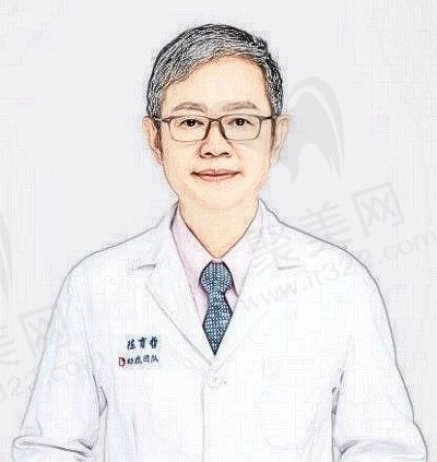 陈育哲为啥不在北医三院了？听说陈育哲动感隆胸做的特别好是真的吗？