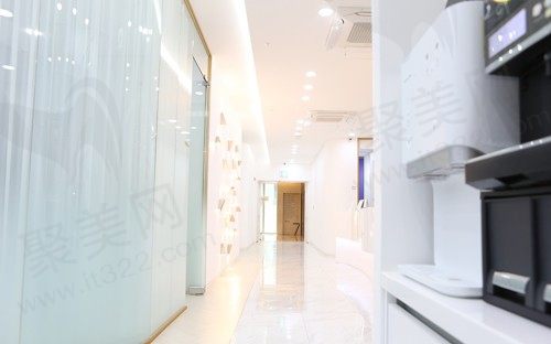韩国可来熙整形外科过道