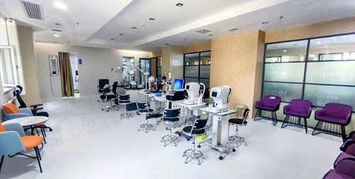 兰州爱尔眼科医院检查室