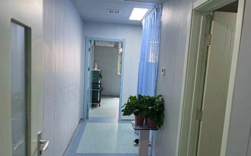 华晋医院过道