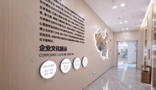 昆明华厦眼科医院走廊