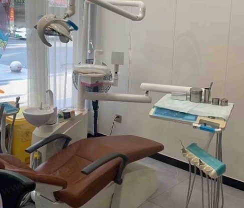 义乌中西医结合医院口腔科诊室