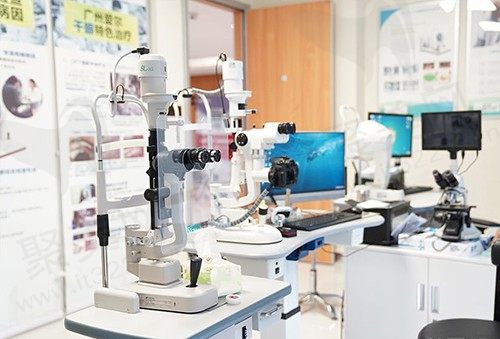 广州爱尔眼科医院验光区