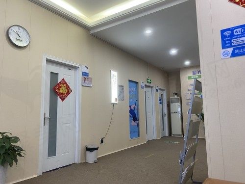 九江爱尔眼科走廊