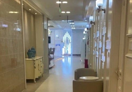 郑州华领医疗美容医院过道