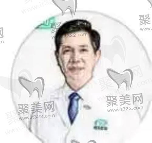 重庆何氏眼科医院李付亮怎么样？专做近视手术+白内障附出诊时间、价格参考