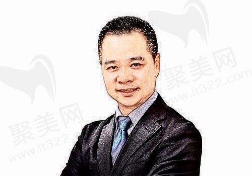 重庆黄晓斌医生种植牙技术怎么样？在哪家口腔医院坐诊/及种植牙费用是多少