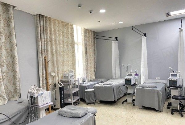 环翠正源医疗美容诊所诊室