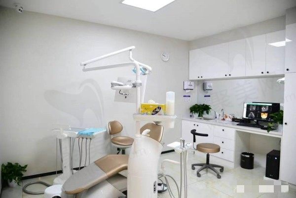 沈阳康贝佳口腔门诊部诊疗室