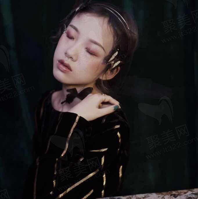 爱在红尘