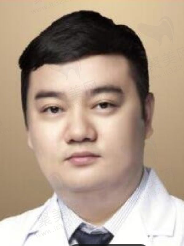 龚金荣