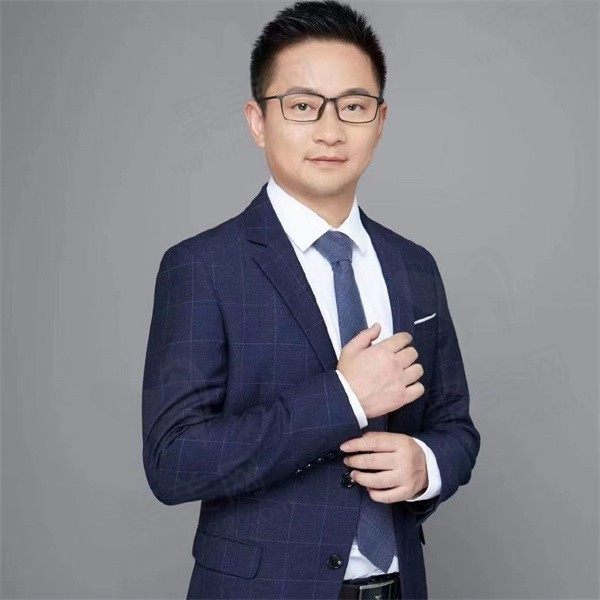 陈健