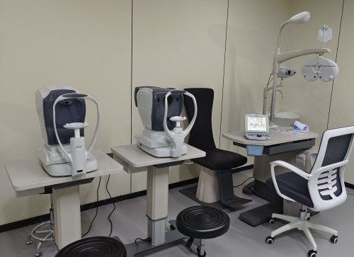 海南安适明眼科诊所咨询室