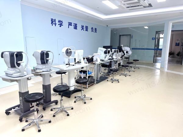 贵阳麦迪格眼科医院检查室