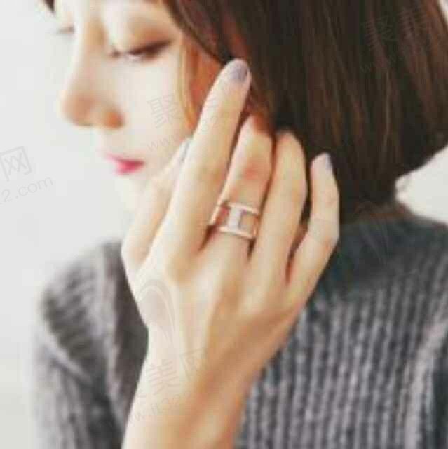 灿烂云霞