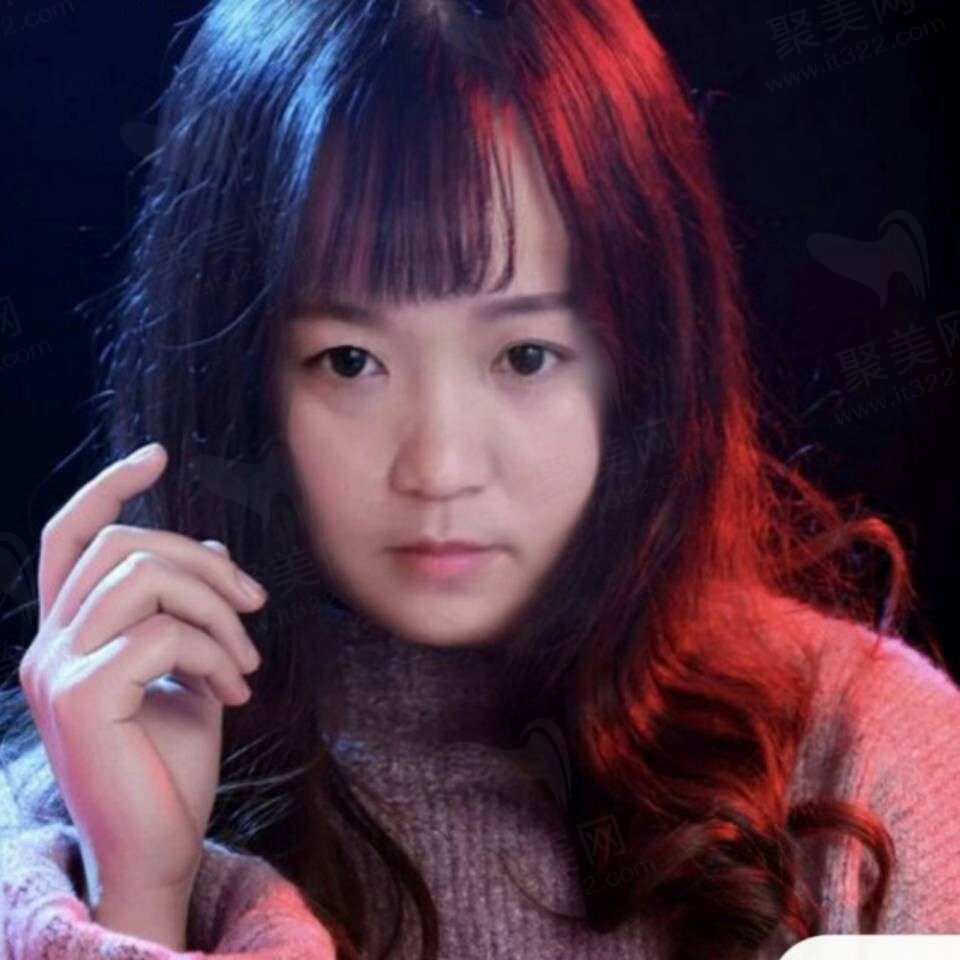 夜幕下的共舞