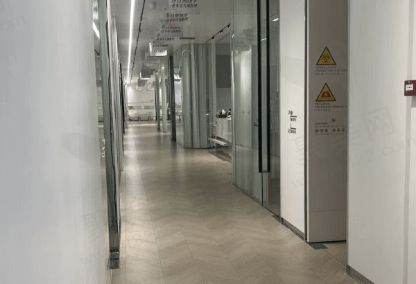 延安颜术医疗美容医务室过道