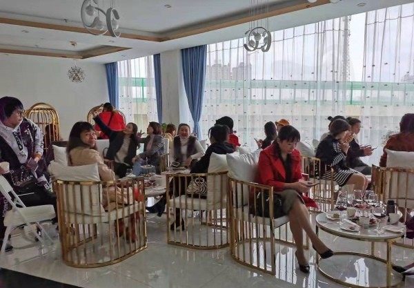 南宁珍善美美容外科诊所等候区