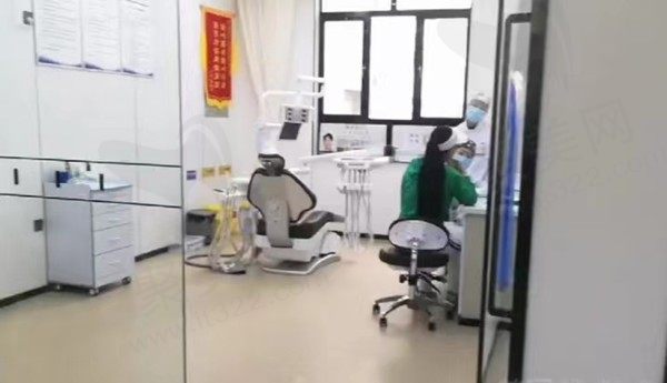 宝鸡华医牙博仕口腔仪器