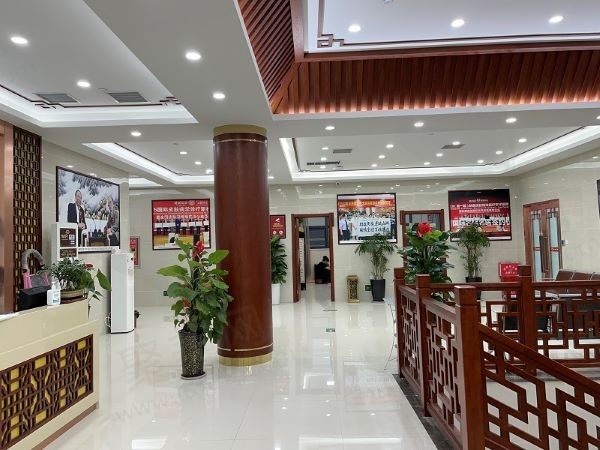 郑州金水肤康皮肤病医院大厅