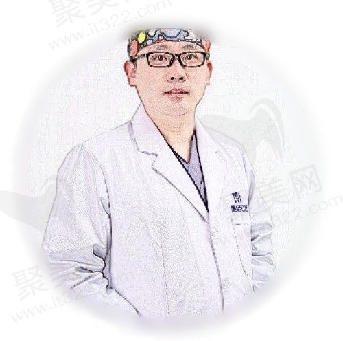何志强