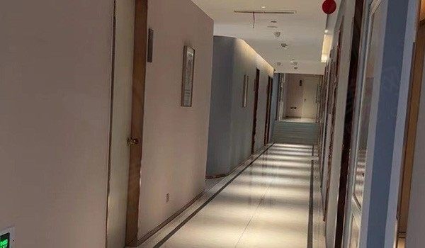 宁波江北建国医疗美容过道