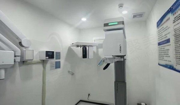 深圳弘杰孔子任口腔诊所设备