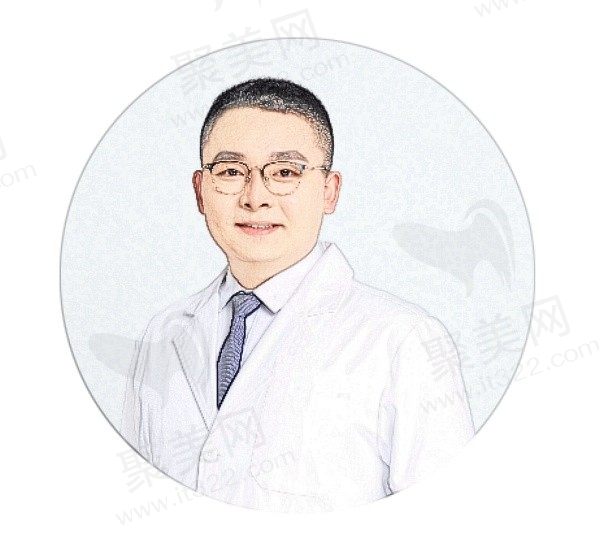 李强