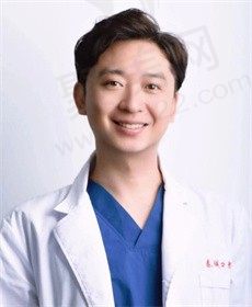 关鹏