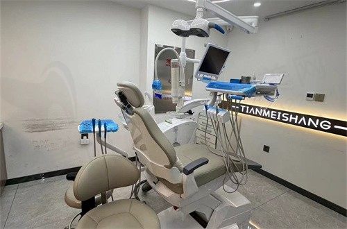 曲靖舒尔口腔门诊部牙齿矫正价格出来了，8000元起价格合适成效可靠