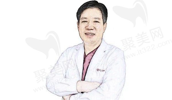 京一口腔王振华种牙咋样？拥有万例颗种植牙真实案例种牙评价好评多