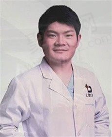 魏滔亿