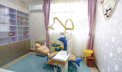 深圳格伦菲尔口腔门诊部（龙华清湖总院）儿童诊室