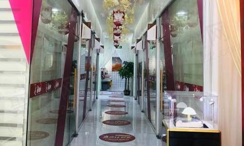 仁爱时光医疗美容门诊过道