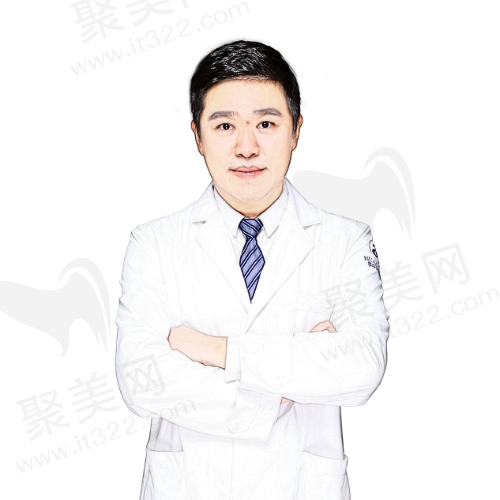 天津河东世纪华中美容医院 关迪剑