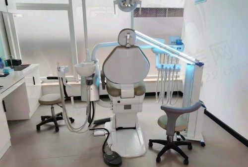 秦皇岛麦格口腔医生