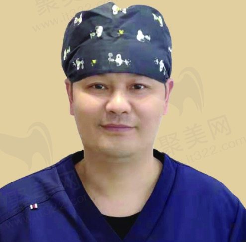 义乌中西医结合医院口腔科周振文