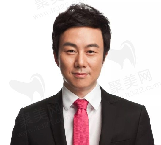 成都西部中西医结合医院整形外科金志昱
