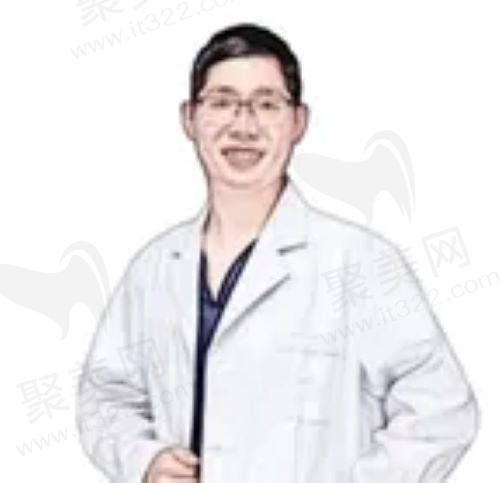 沧州莱恩口腔门诊部李浩医生
