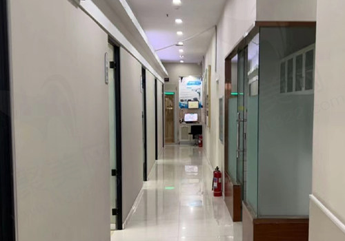 青岛维乐口腔CBD店过道